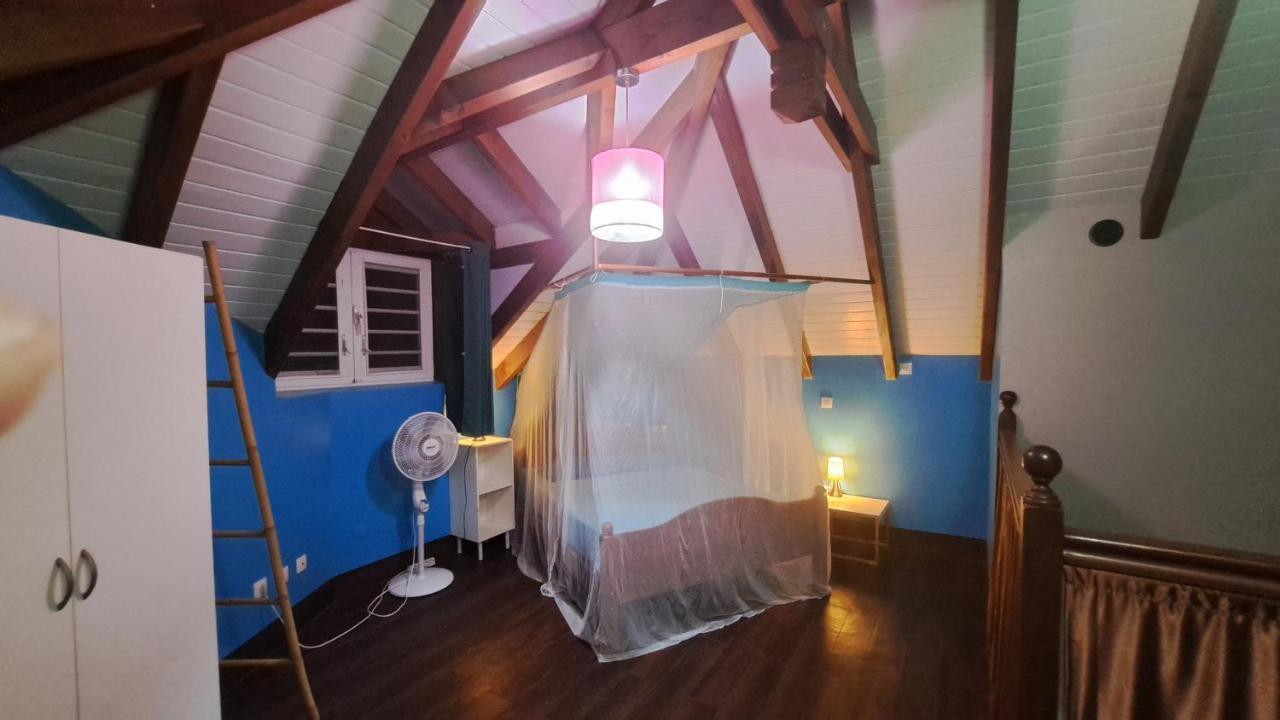 Bed And Breakfast - Chez Nous Le Lamentin Bagian luar foto